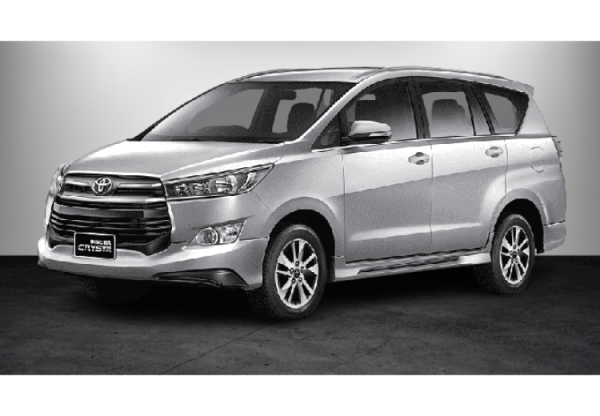 TOYOTA INNOVA